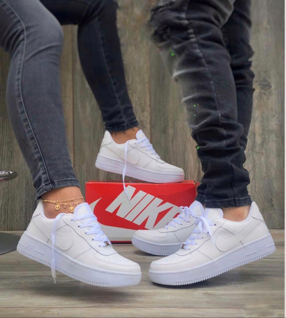 Zapatillas Nike For One Colegial: Estilo y Confort para Todos los Estudiantes en Colombia