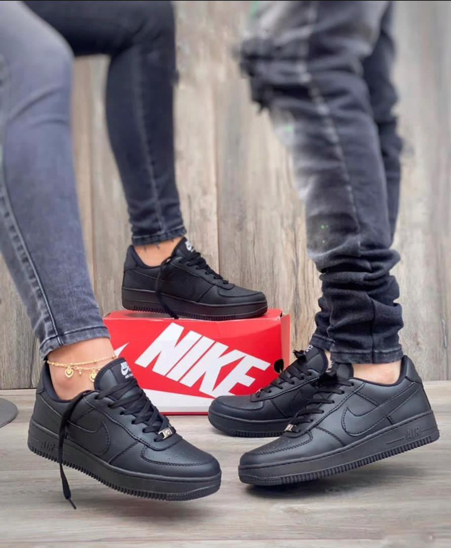 Zapatillas Nike For One Colegial: Estilo y Confort para Todos los Estudiantes en Colombia